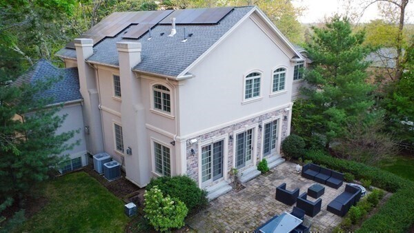 Building Photo - 40 Druid Hill Rd