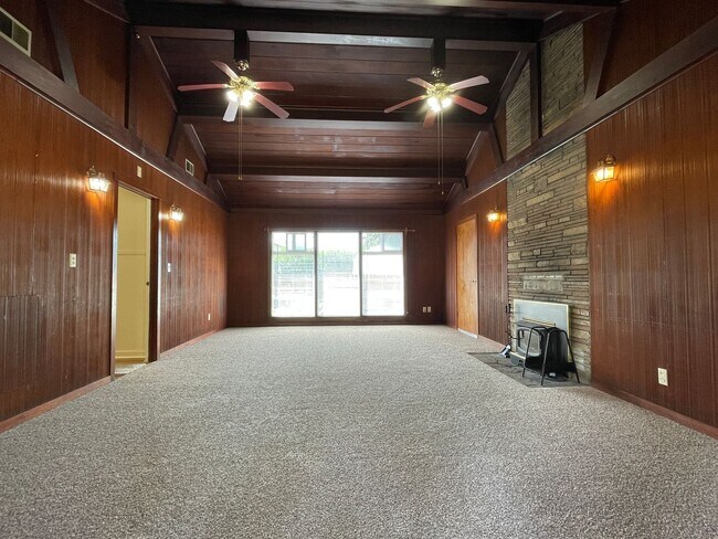 Foto del edificio - Blue Lake - 3 Bedroom, 1.5 Bath