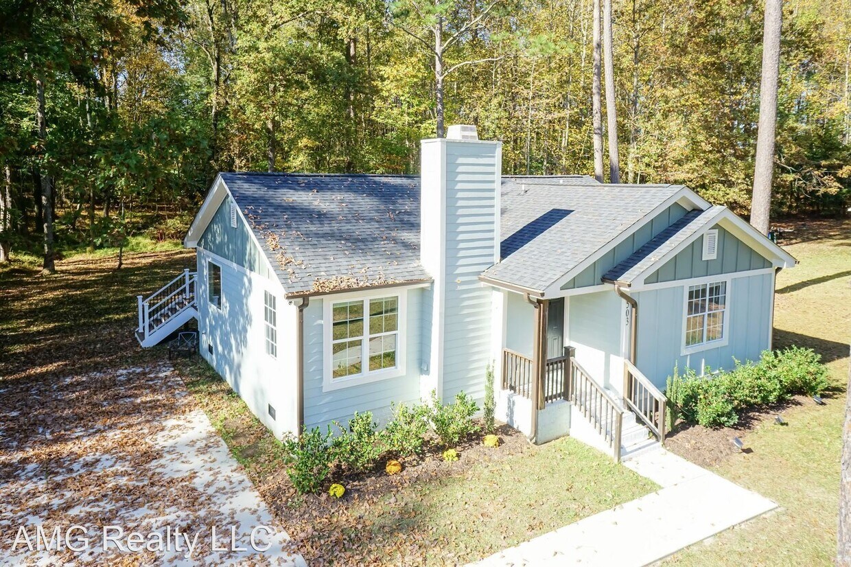 3 br, 2 bath House 503 N Walnut St House Rental in Spring Hope, NC