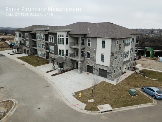 Building Photo - Parkview Apartments - Building #16