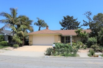 Building Photo - 1415 Begonia Dr