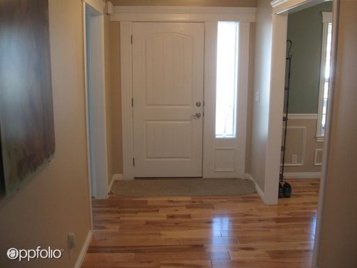 Building Photo - 1063 SE Freedom Cir