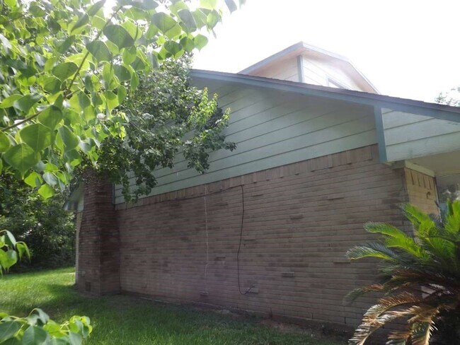 Foto del edificio - 501 S Holmes St