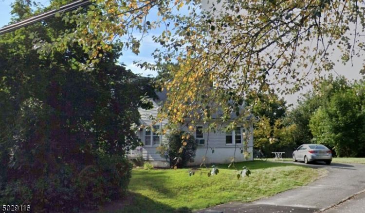 Primary Photo - 171 Old Bloomfield Ave