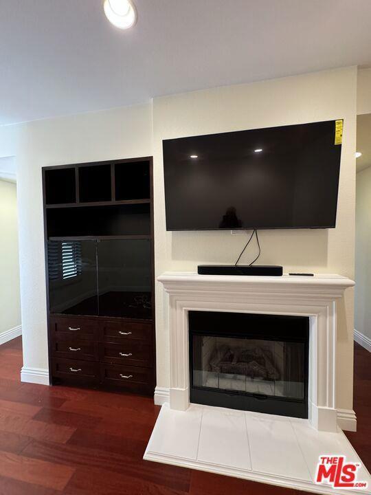 Building Photo - 5625 Playa Vista Dr