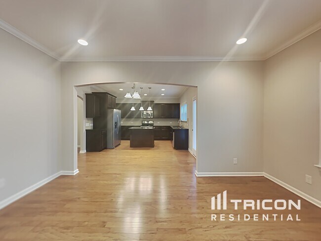 Foto del edificio - 6600 Covington Commons Dr