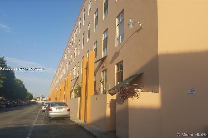 Foto del edificio - 7420 W 20th Ave