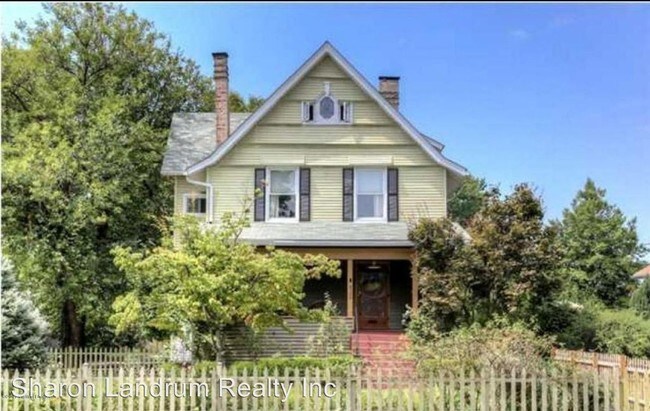Foto del edificio - 5 br, 1.5 bath House - 4708 S. 2nd St.