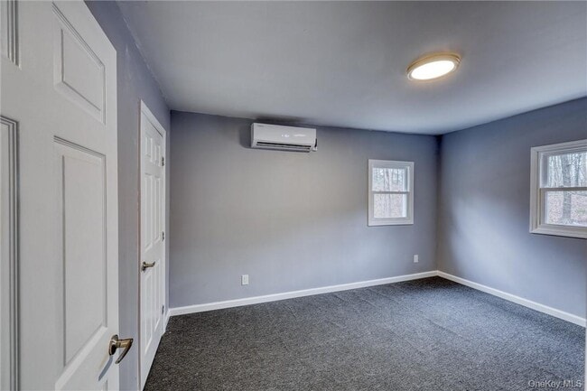 Building Photo - 42 Lime Kiln Rd