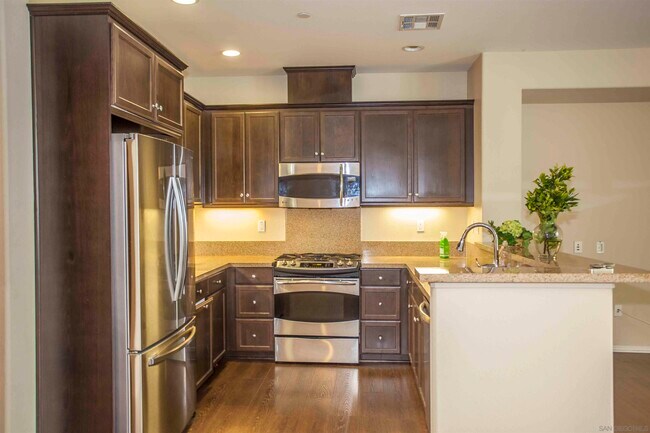 Building Photo - 10651 Village Haven Trail