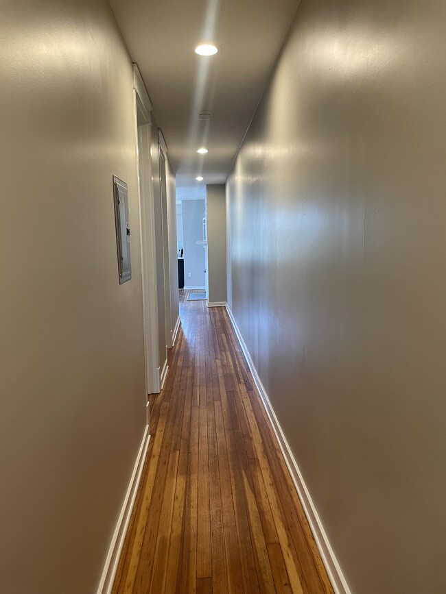 Hallway - 113 S Fairmount St