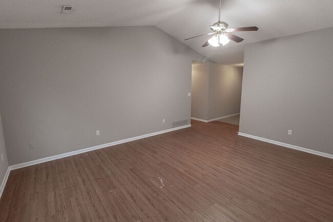 Building Photo - 4700 Fenimore Dr
