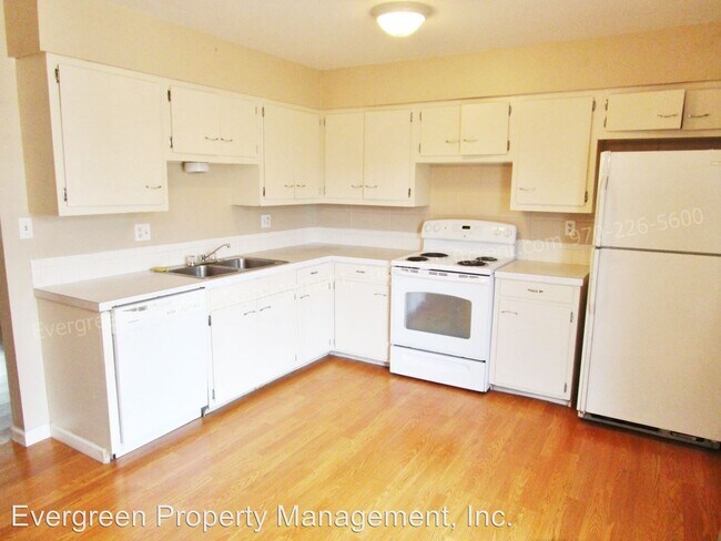 Building Photo - 1606 N Estrella Ave