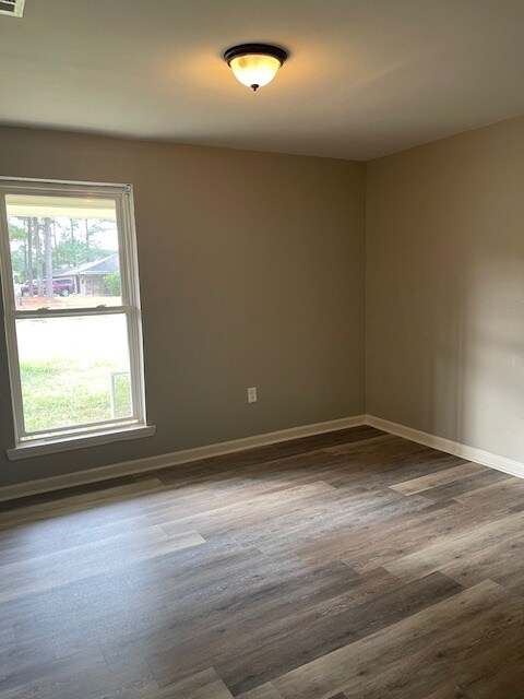 Building Photo - 3708 Little Farms Dr