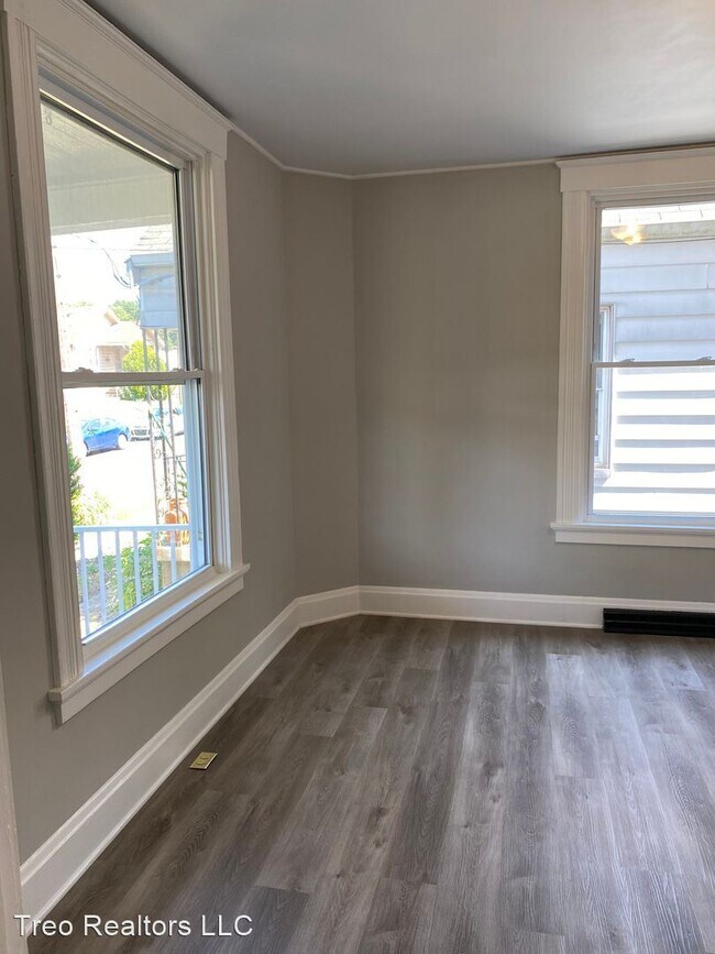 Foto del edificio - 4 br, 1.5 bath House - 6834 Betts Ave
