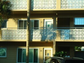 Building Photo - 2467 Finlandia Ln