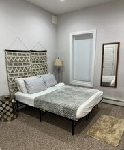 Building Photo - 288 Hendrix St