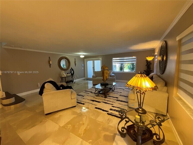 Foto del edificio - 9710 SW 13th St