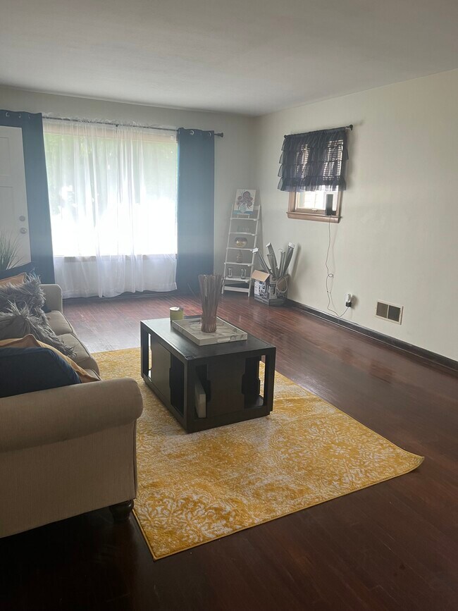 Living room #3 - 8628 W Capitol Dr