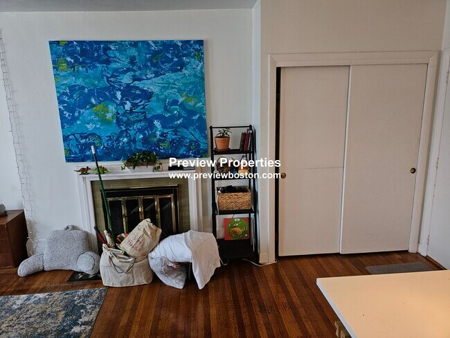 Foto del edificio - 922 Beacon St