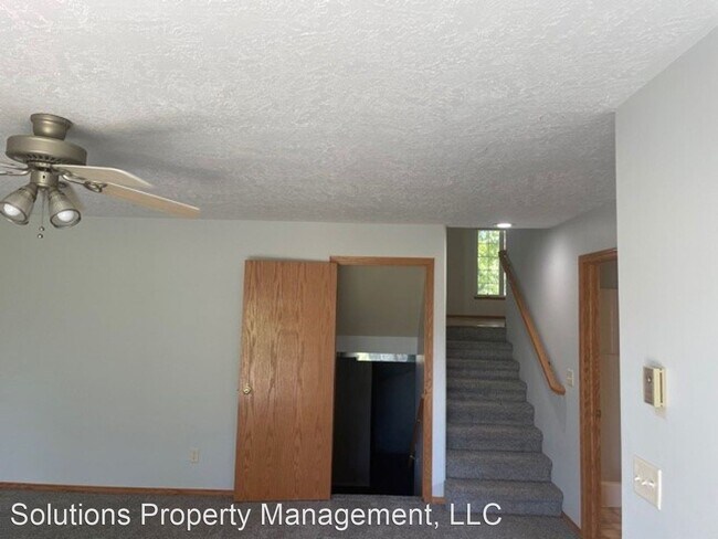 Building Photo - 3 br, 3 bath House - 909 S Collen Ln