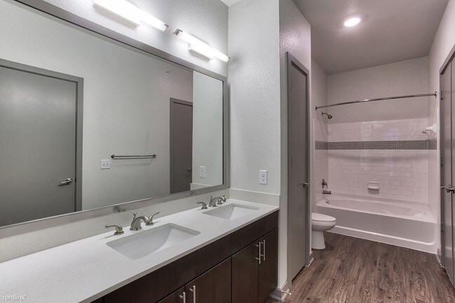 Foto del edificio - 5150 Lemmon Ave