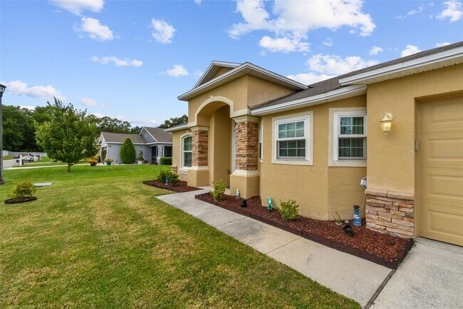 Building Photo - 6937 Minaxi Dr