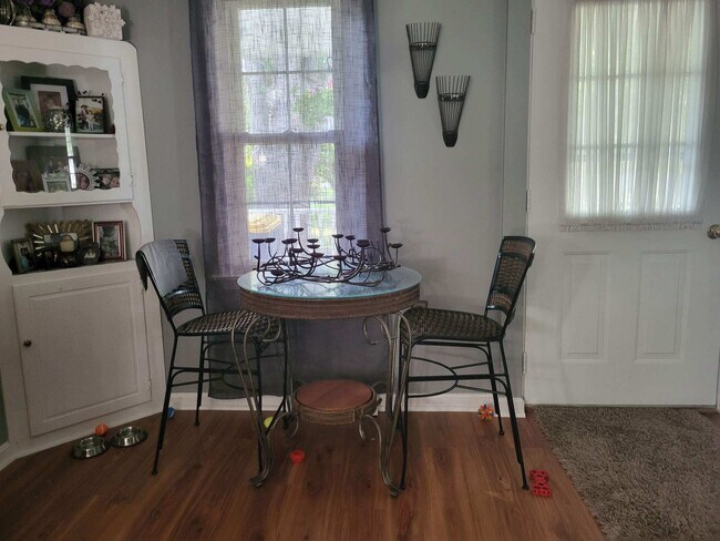 Rincón de desayuno - 195 S 4th St