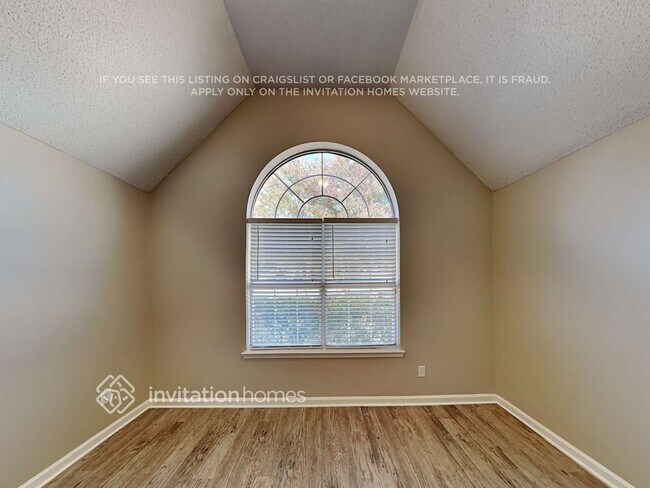 Building Photo - 258 Baywood Way