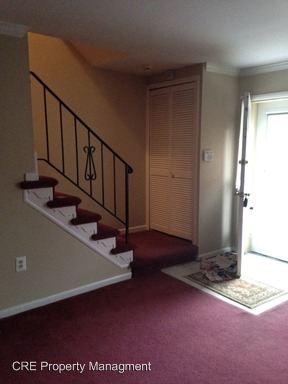 Building Photo - 8280 Imperial Dr
