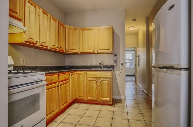 Foto del edificio - 273 Webster Ave