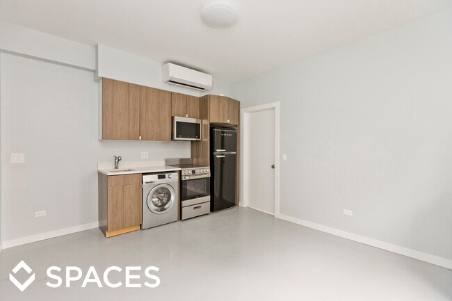 Foto del edificio - 4700 N Racine Ave