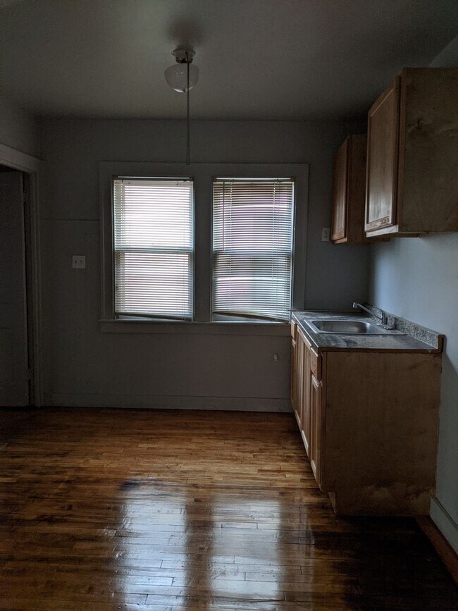 Foto del edificio - 2195 Springle St