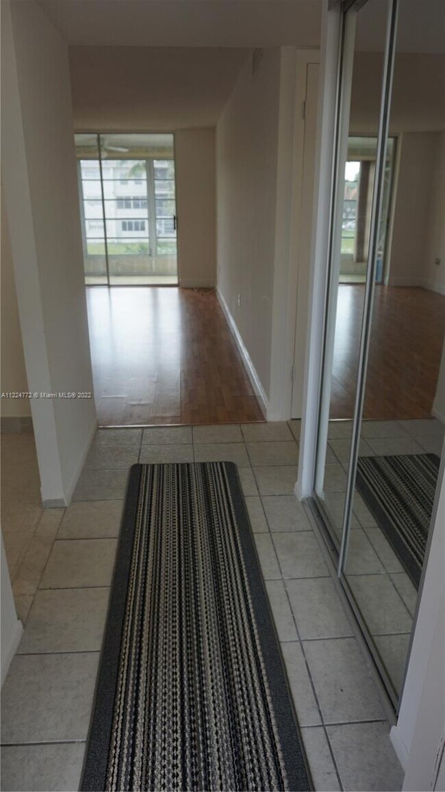 8460 Sunrise Lakes Blvd Unit 208, Sunrise, FL 33322 Apartment for