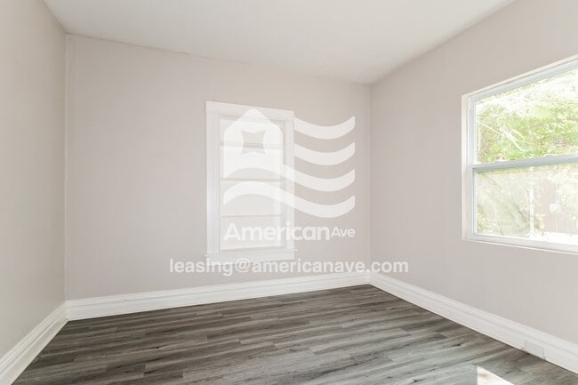 Building Photo - 6142 Payne Ave