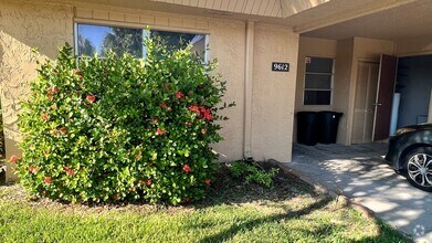 Building Photo - 9612 Valencia Cove