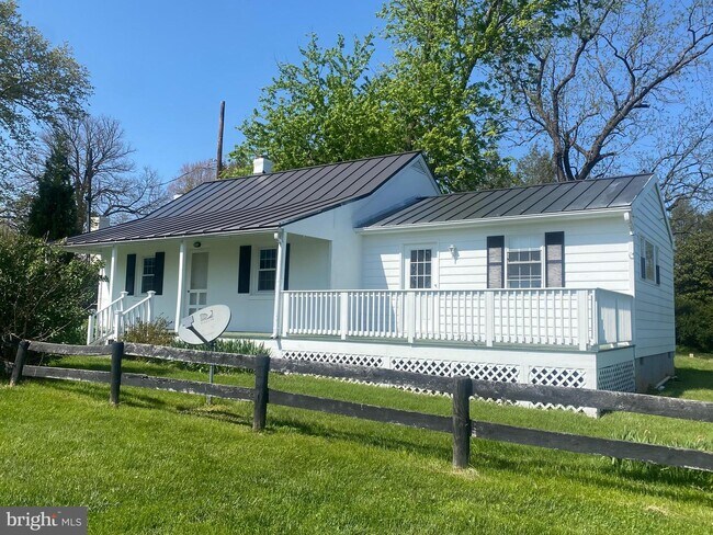 Building Photo - 21004 Trappe Rd