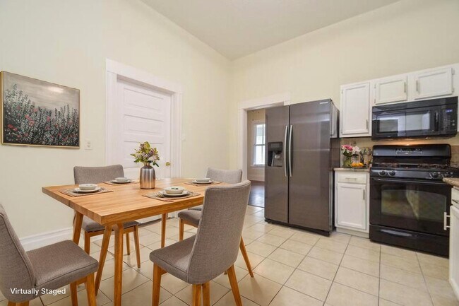 Foto del edificio - 1707 Sabine St