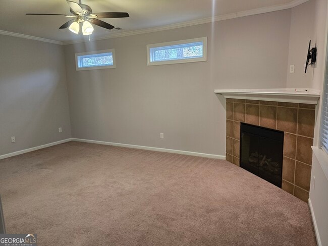 Building Photo - 1313 Stone Bay Dr SW