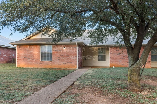 Foto del edificio - 10217 Hyacinth Ln