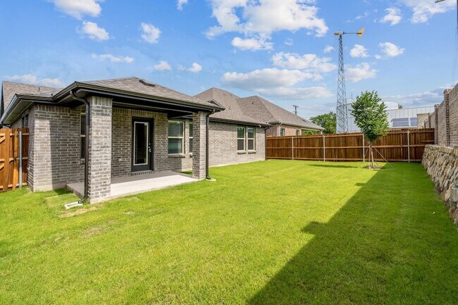 Building Photo - 5219 Bellhurst Dr