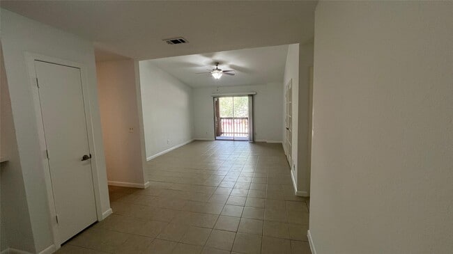 Foto del edificio - 10555 Turtlewood Ct