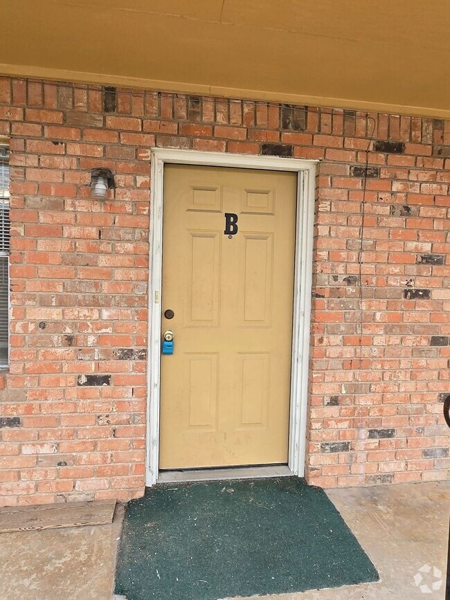 Building Photo - 309 Sunset Ln