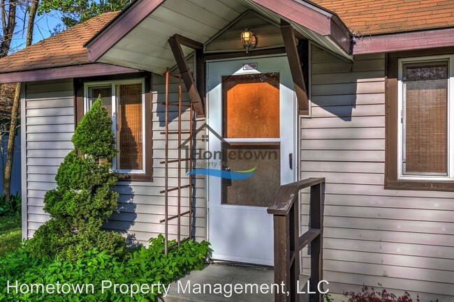 Building Photo - 2 br, 1 bath House - 1311 N B Street