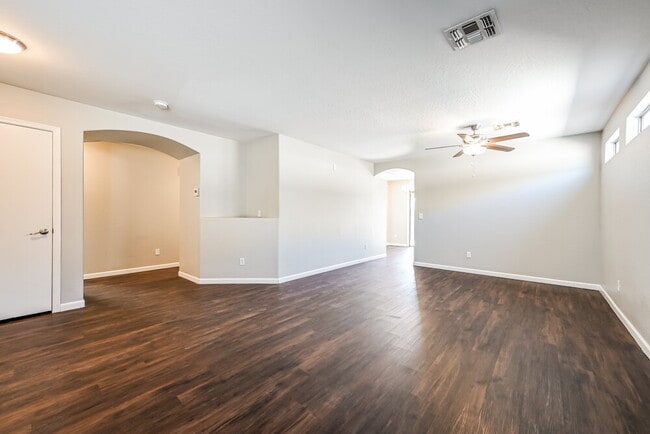 Building Photo - 12337 W Rosewood Dr