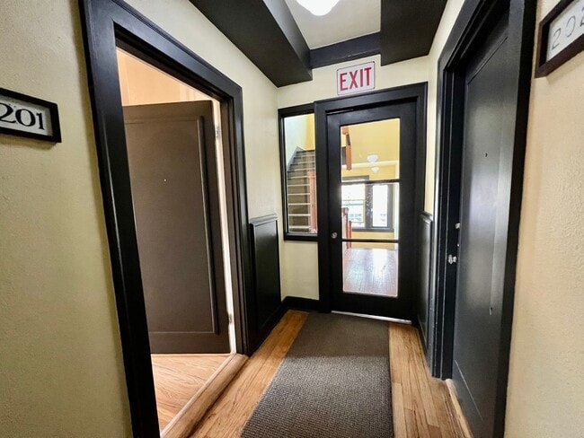 Building Photo - Classic Living at the Novell! Close to UW ...