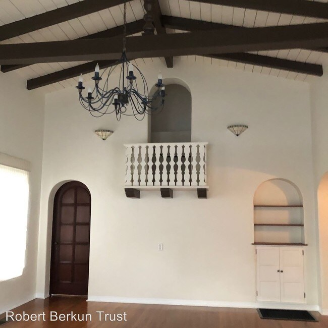 Building Photo - 3 br, 2 bath House - 3436 Zola Street