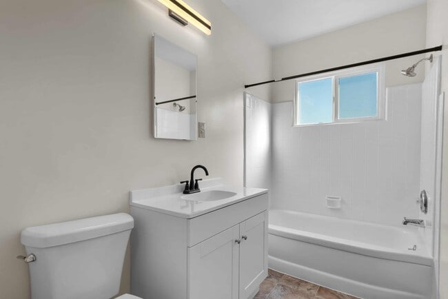 Building Photo - 4460 Ensign Ave.