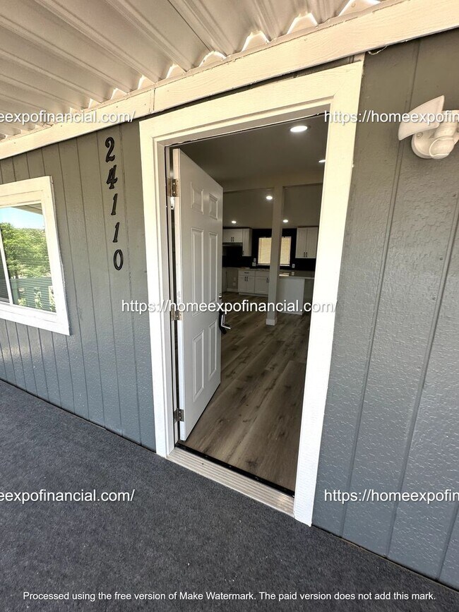 Building Photo - Nice Home For Rent