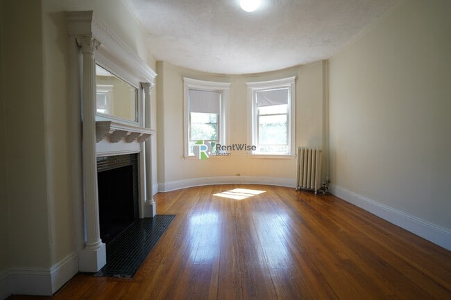 Building Photo - 1788 Beacon St